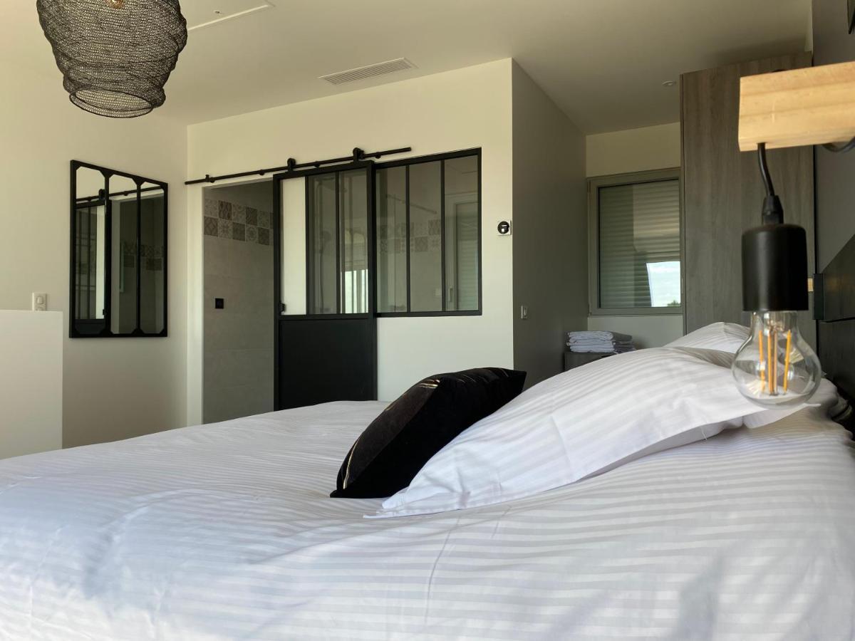 La Villa Perchee Calme, Sauna, Parking Prive Saint-Prix  Luaran gambar