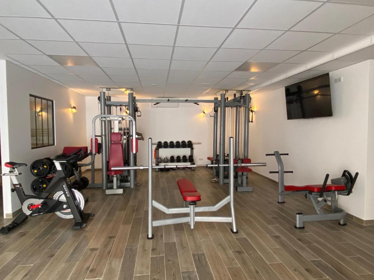 La Villa Perchee Calme, Sauna, Parking Prive Saint-Prix  Luaran gambar