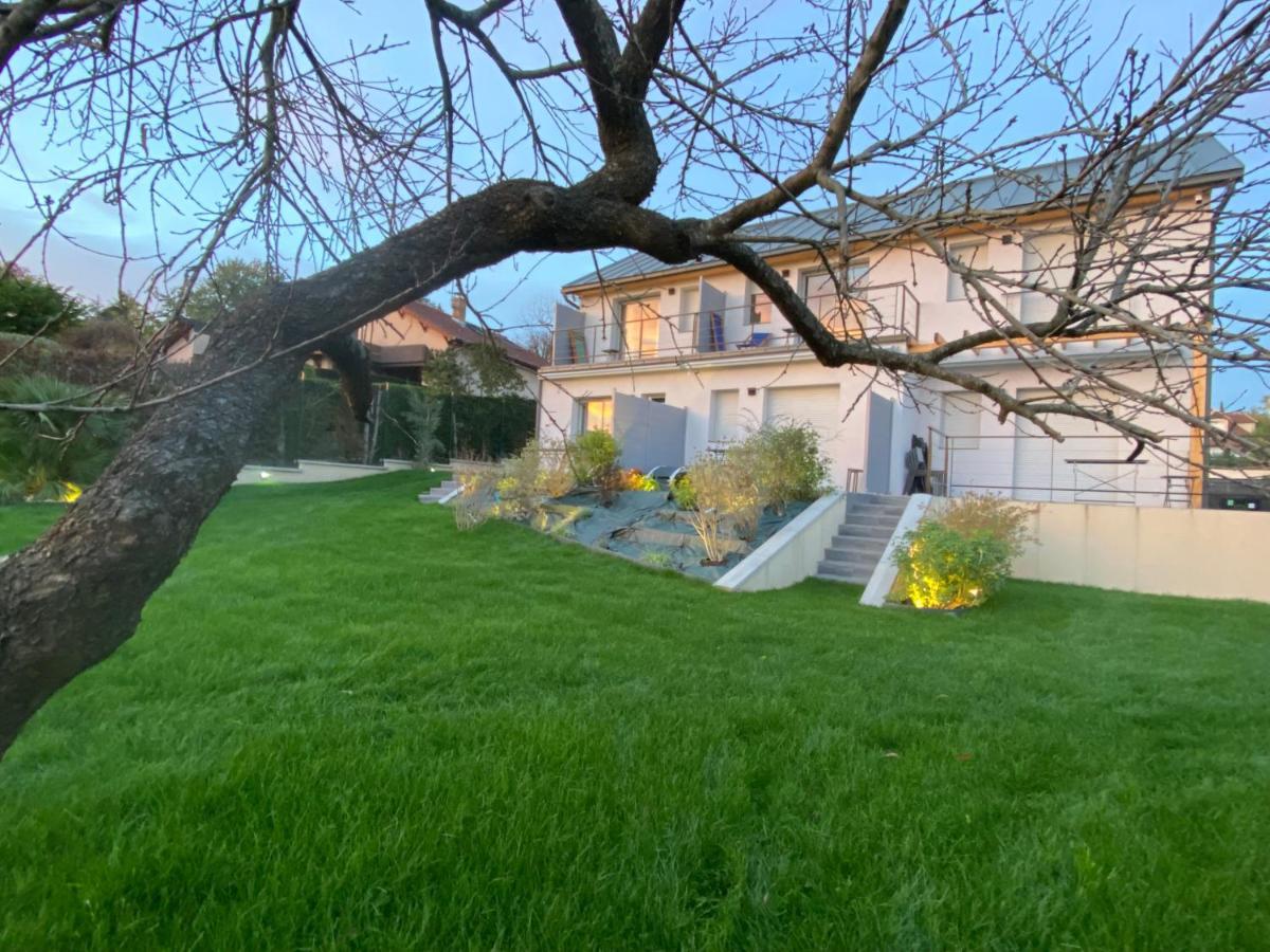La Villa Perchee Calme, Sauna, Parking Prive Saint-Prix  Luaran gambar
