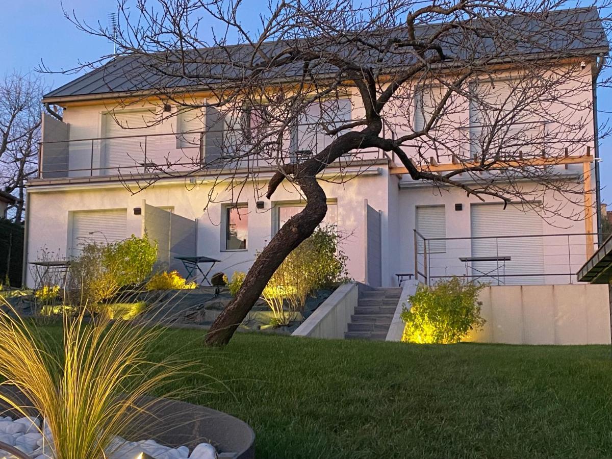 La Villa Perchee Calme, Sauna, Parking Prive Saint-Prix  Luaran gambar